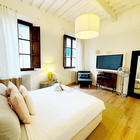 Boutique Room - Centro Storico 20 Min Da Firenze Empoli Exterior foto